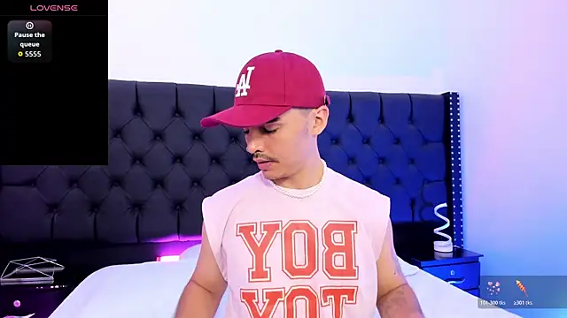 NicoKingg  online show from 01-11-26, 01:29