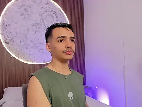 Snapshot of NicoKingg_ chatting on 03-01-26, 12:38 NicoKingg online show from 03-01-26, 12:38