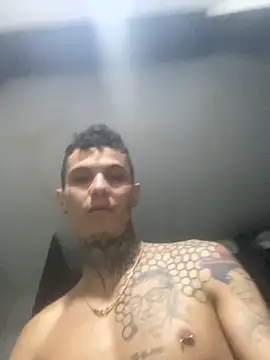 Snapshot of paulo527_ chatting on 11-09-25, 09:35 paulo527 online show from 11-09-25, 09:35