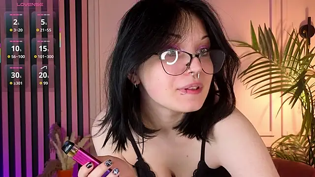 Snapshot of ScarletHarley chatting on 11-09-25, 01:15 ScarletHarley online show from 11-09-25, 01:15