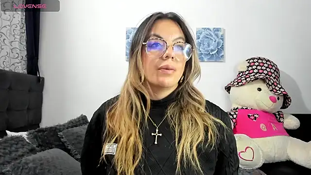 ariannawil online show from 01-11-26, 11:55