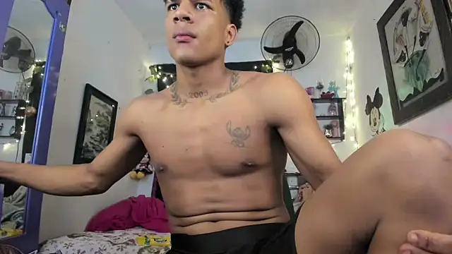 JUANBIGCOCK21CM online show from 12-18-25, 07:57