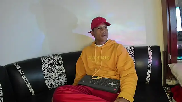 JUANBIGCOCK21CM online show from 04-14-26, 03:55