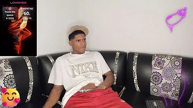 JUANBIGCOCK21CM online show from 04-07-26, 06:21