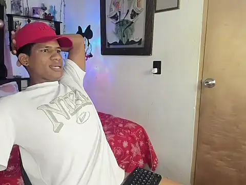 JUANBIGCOCK21CM online show from 12-16-25, 08:40