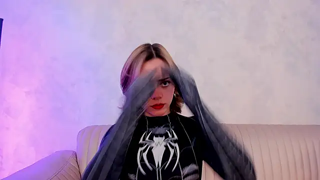 Snapshot of AnnaTylor chatting on 02-14-26, 01:00 AnnaTylor online show from 02-14-26, 01:00