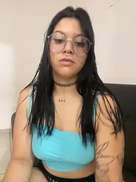 amazonaa9 online show from 11-26-25, 01:33