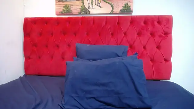 Snapshot of JuiceLips88 chatting on 03-16-26, 05:05 JuiceLips88 online show from 03-16-26, 05:05