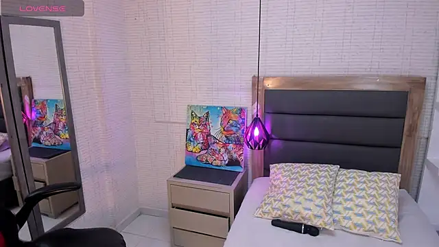 IRENNEBLAZER online show from 02-19-26, 12:46