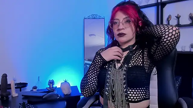 Halley Ravenn online show from 05-26-26, 09:24