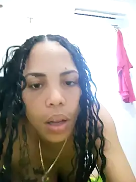 23Quenn online show from 11-20-25, 08:09