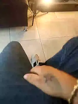 Snapshot of NestedReagent chatting on 02-11-26, 10:20 NestedReagent online show from 02-11-26, 10:20