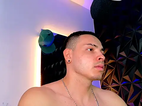 Maxwell Dupont online show from 11-14-25, 08:45