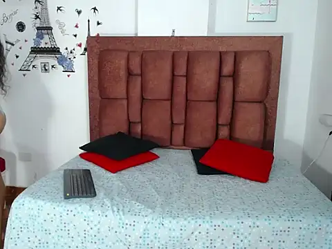 vchelsietaylorper online show from 11-09-25, 07:18