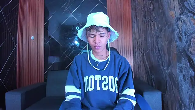 Timmy Kiing  online show from 11-24-25, 08:31