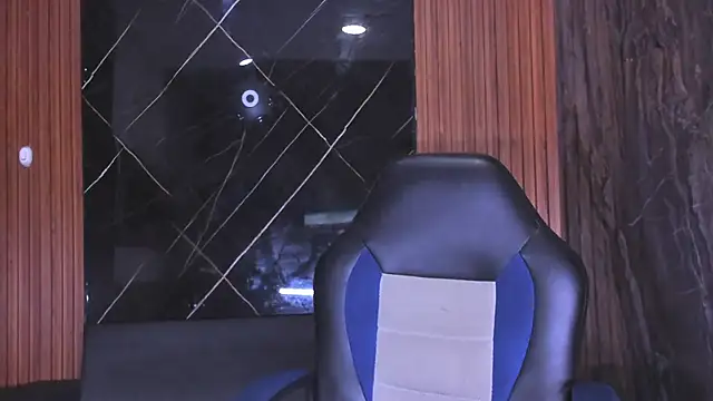 Timmy Kiing  online show from 11-22-25, 08:40