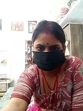 Snapshot of INNAVIN chatting on 06-27-26, 05:57 INNAVIN online show from 06-27-26, 05:57