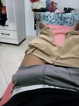 Snapshot of zgahba chatting on 11-08-25, 01:09 zgahba online show from 11-08-25, 01:09