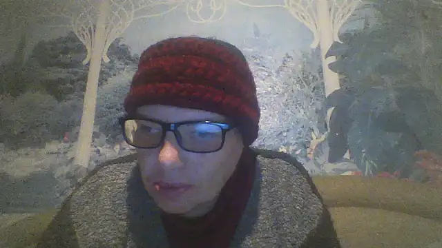 Avery3452 online show from 11-08-25, 07:39