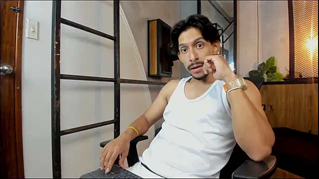 DylanRay 18 online show from 11-10-25, 07:08