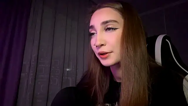 HollyPaw online show from 11-08-25, 07:39