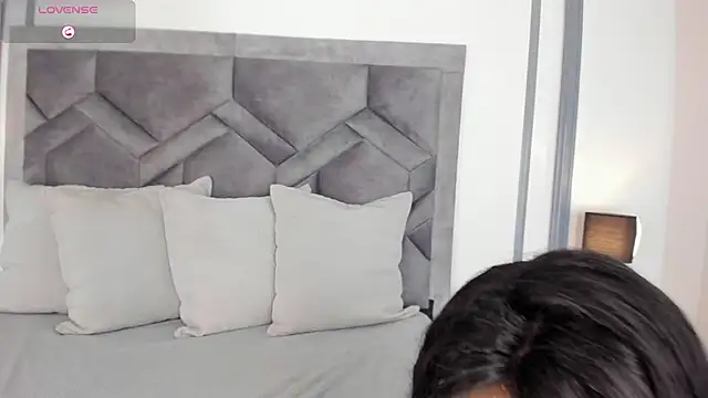 TahliaMoreau online show from 03-06-26, 03:34