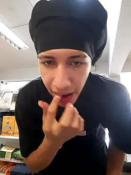 AlphaMax 23 online show from 11-25-25, 07:14