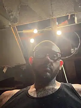 trickydickydaddy online show from 05-05-26, 09:23