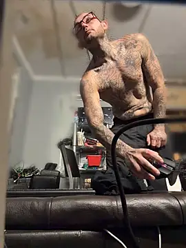 trickydickydaddy online show from 04-30-26, 05:47