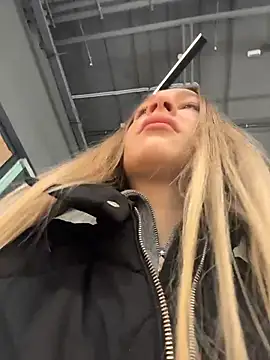 SashaCatt online show from 03-09-26, 09:13