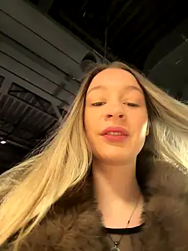 SashaCatt online show from 11-20-25, 07:20