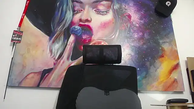 SCARLETT INK  online show from 05-13-26, 08:43