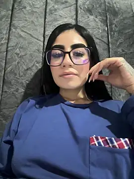 Snapshot of SCARLETT_INK_ chatting on 06-14-26, 03:30 SCARLETT INK online show from 06-14-26, 03:30