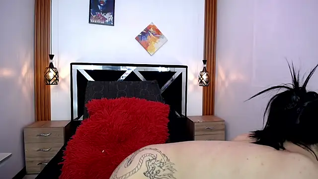 Snapshot of SCARLETT_INK_ chatting on 06-19-26, 07:36 SCARLETT INK online show from 06-19-26, 07:36