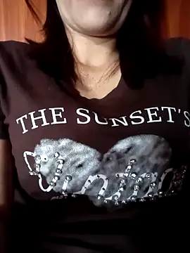 Snapshot of Hini68 chatting on 02-27-26, 02:56 Hini68 online show from 02-27-26, 02:56