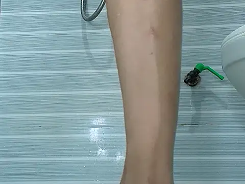 Tiny-122 online show from 04-10-26, 11:50