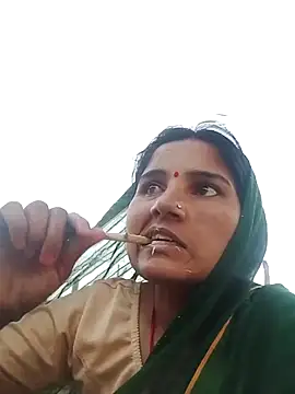 Snapshot of Seema_ji12 chatting on 05-19-26, 12:04 Seema ji12 online show from 05-19-26, 12:04