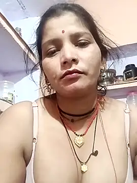 Snapshot of Rona_cut chatting on 11-08-25, 10:19 Rona cut online show from 11-08-25, 10:19