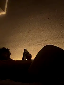 robot98769 online show from 11-20-25, 08:48