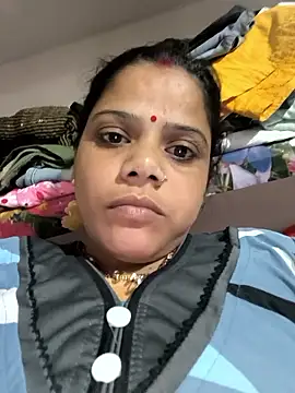 Hot suini online show from 02-20-26, 03:25