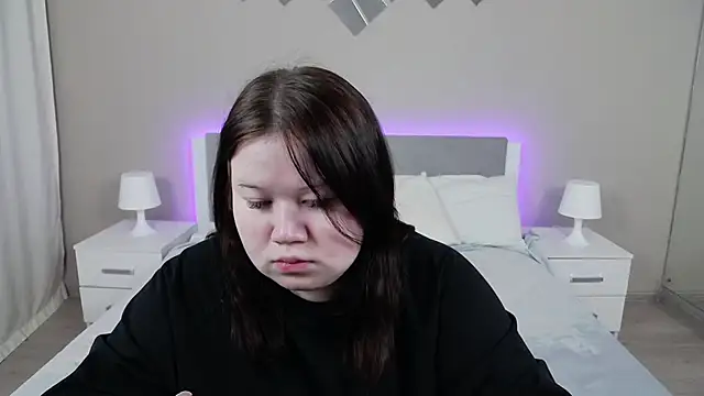 EvaNova  online show from 11-27-25, 04:24