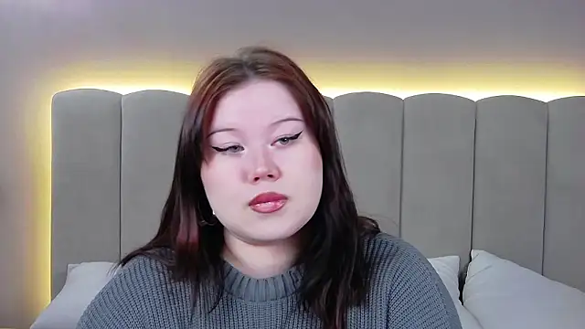 Snapshot of EvaNova_ chatting on 02-25-26, 04:23 EvaNova online show from 02-25-26, 04:23