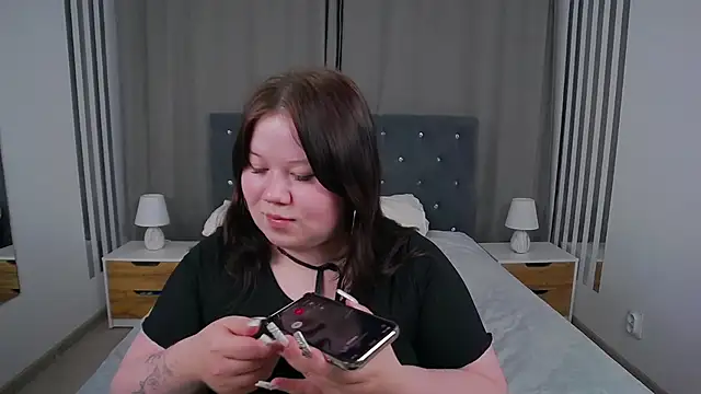 EvaNova  online show from 11-26-25, 04:23