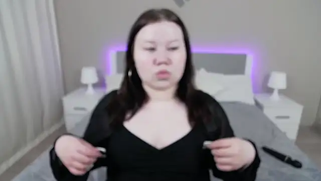 EvaNova  online show from 11-19-25, 04:34