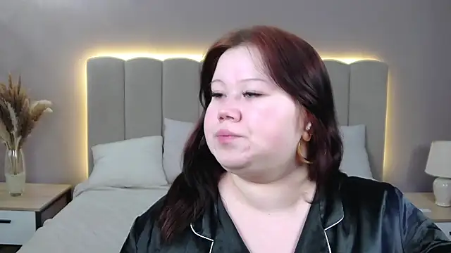 Snapshot of EvaNova_ chatting on 02-09-26, 10:24 EvaNova online show from 02-09-26, 10:24