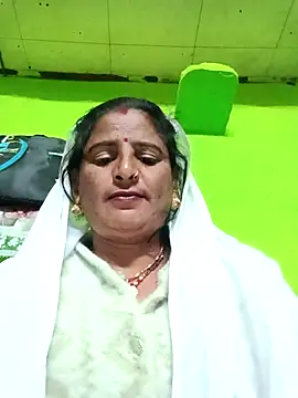 Quin love143 online show from 11-18-25, 10:45