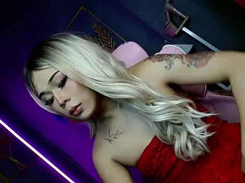 slutty lauraxxx online show from 02-15-26, 07:51