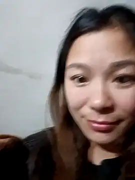 Lyla john online show from 12-18-25, 07:13