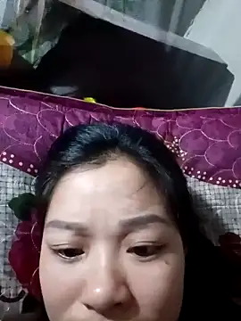 Lyla john online show from 12-22-25, 10:32