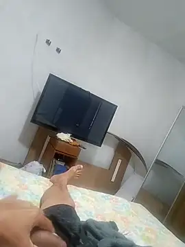 Lupercinio online show from 11-15-25, 01:04